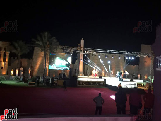 البروفة الغنائية لشقيقة رونالدو قبل حفل افتتاح أكوا بارك بشرم الشيخ (3)