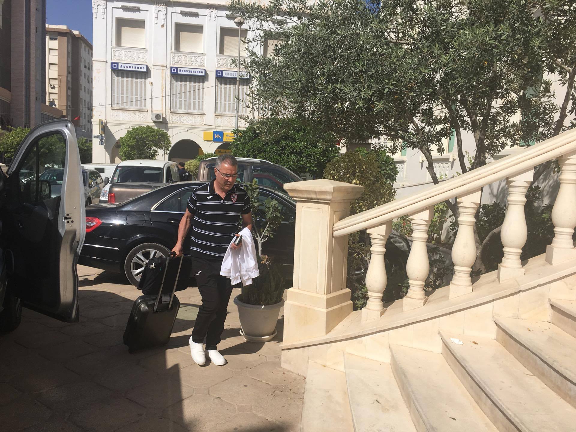 الزمالك يصل فندق الإقامة في تونس