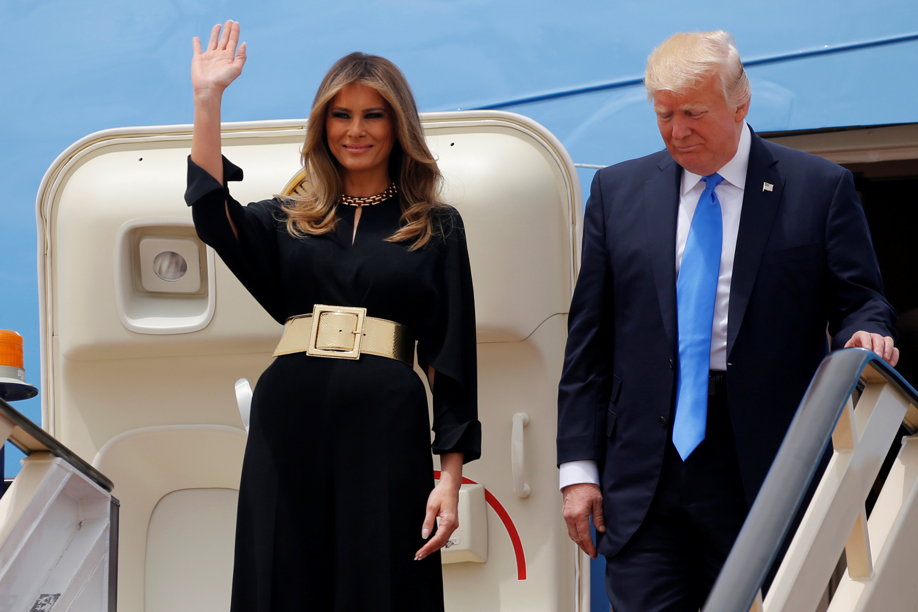 دونالد ترامب وزوجته ميلانيا يصلان المملكة العربية السعودية