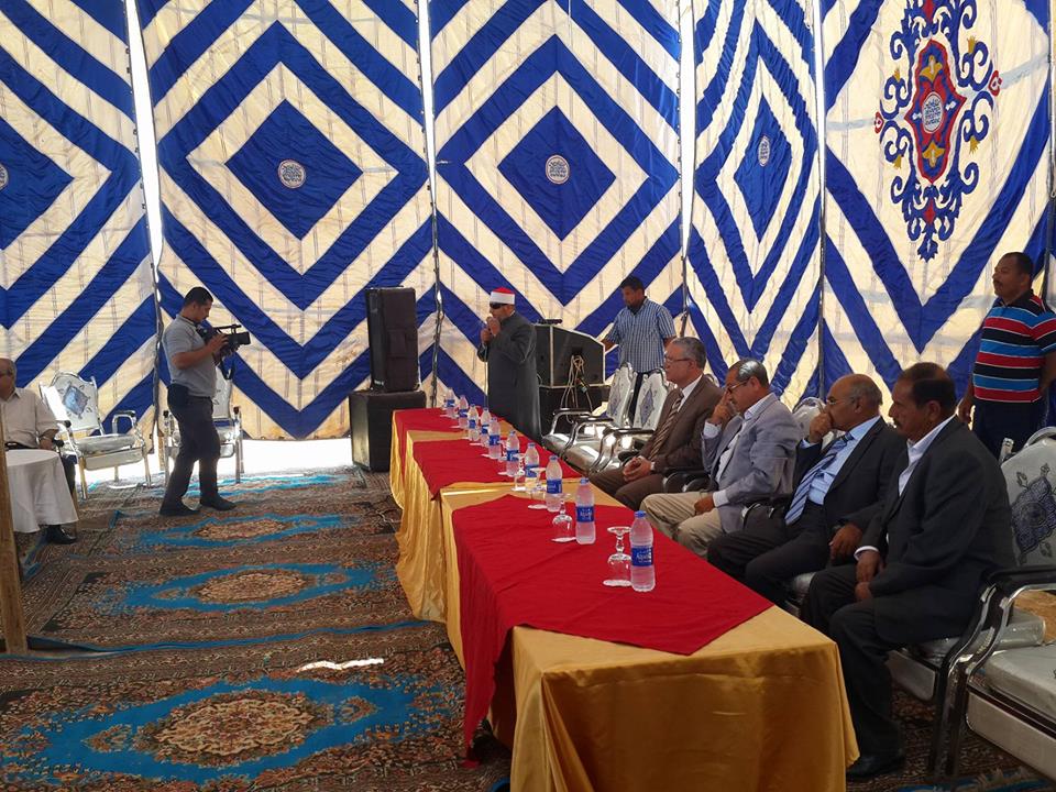 محافظ المنيا يضع حجر أساس مصنع الكربونات  (6)