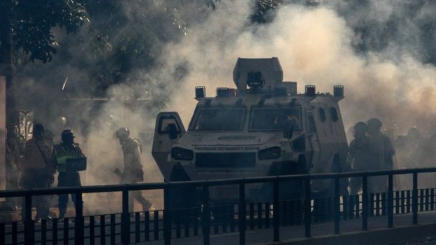 قوات الجيش تقتل المتظاهرين فى فنزويلا