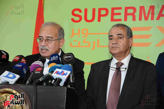 رئيس الوزراء يفتتح معرض سوبر ماركت أهلا رمضان  (6)