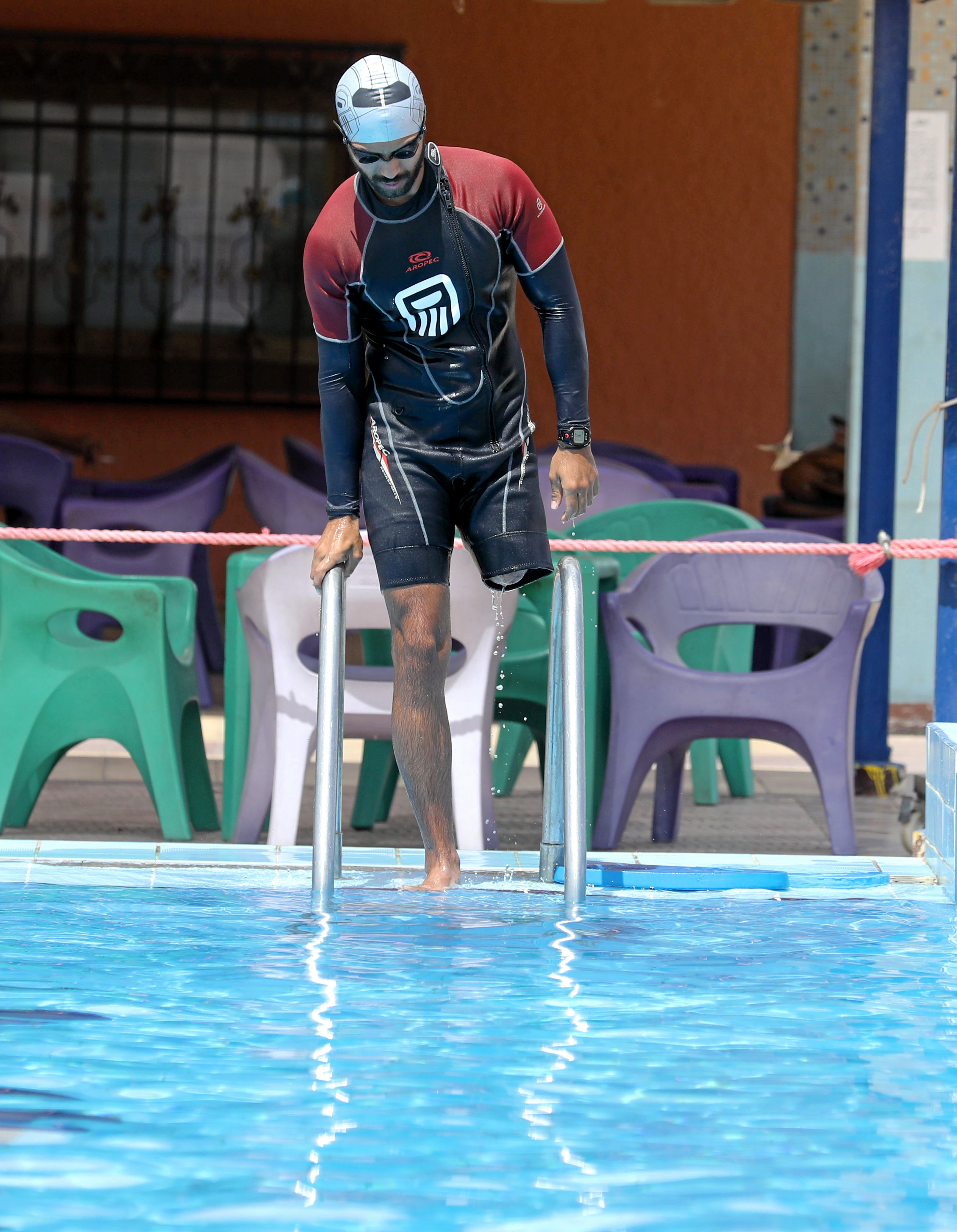 احماءات حجازى لبدء تمرينات السباحة