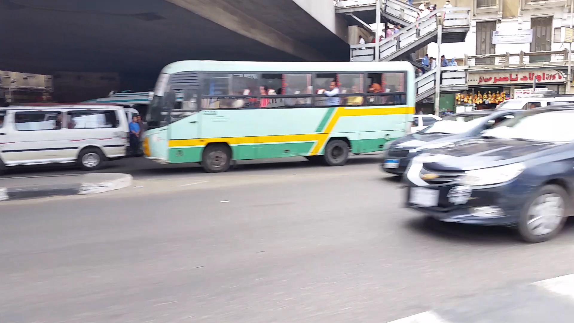 النشرة المرورية (1)