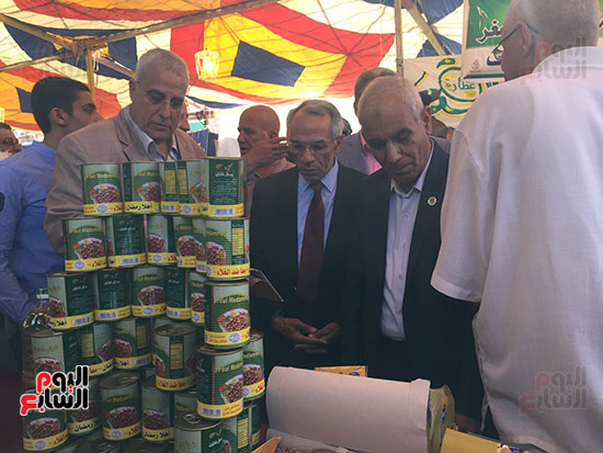 محافظ شمال سيناء يفتتح أهلا رمضان