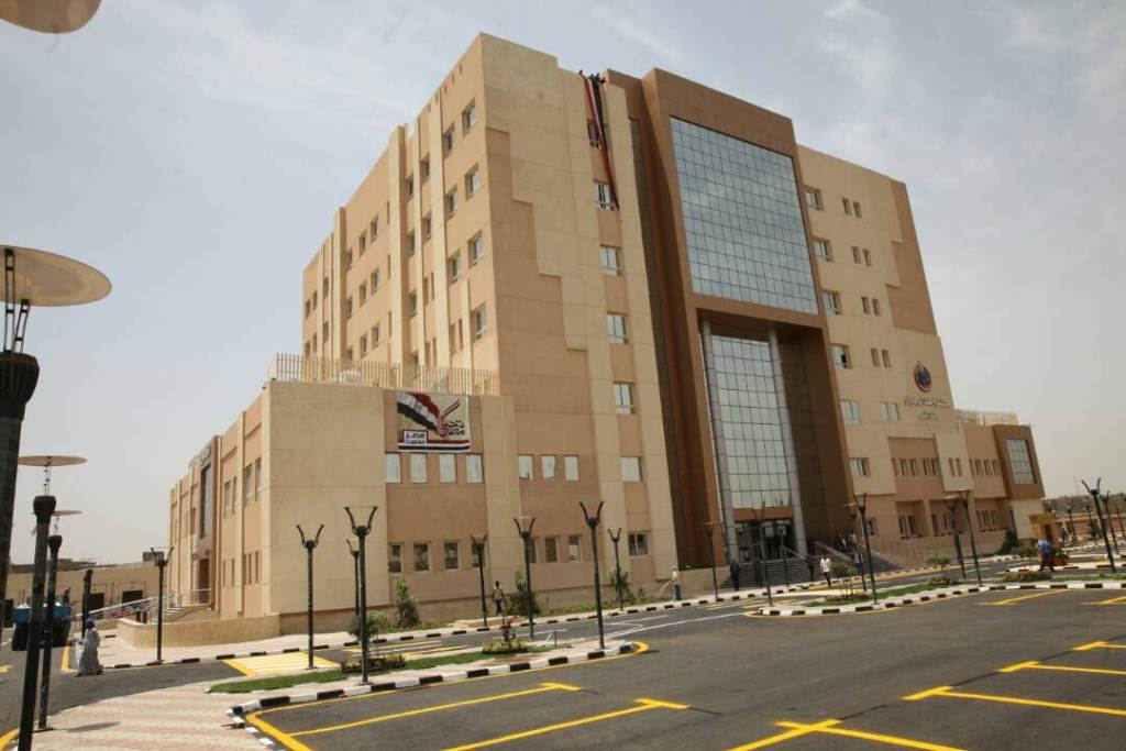 طراز معمارى فريد لمستشفى ارمنت الجديدة بالأقصر