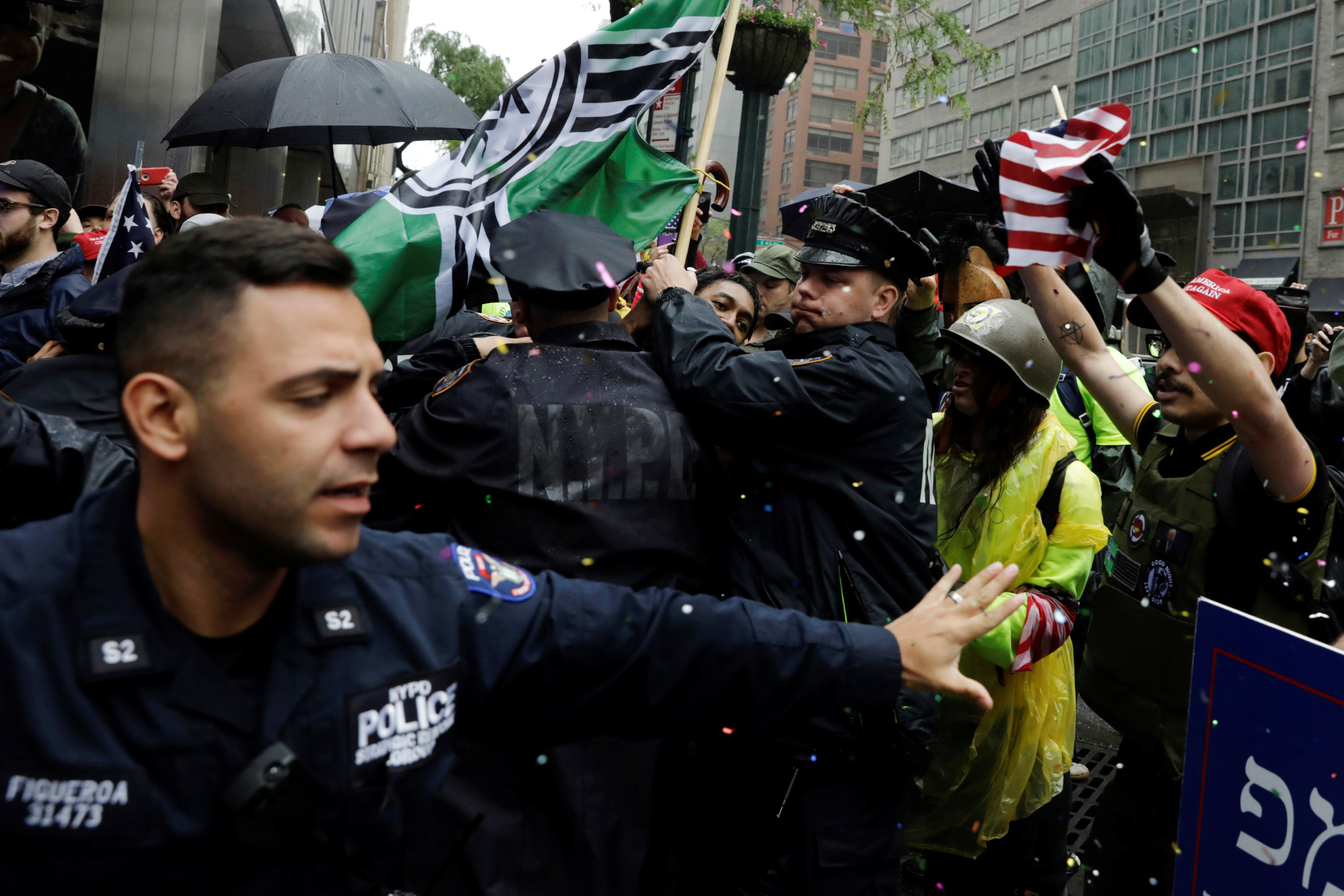 الشرطة الأمريكية تفرق مظاهرة ضد كلمة للناشطة العربية ليندا صرصور