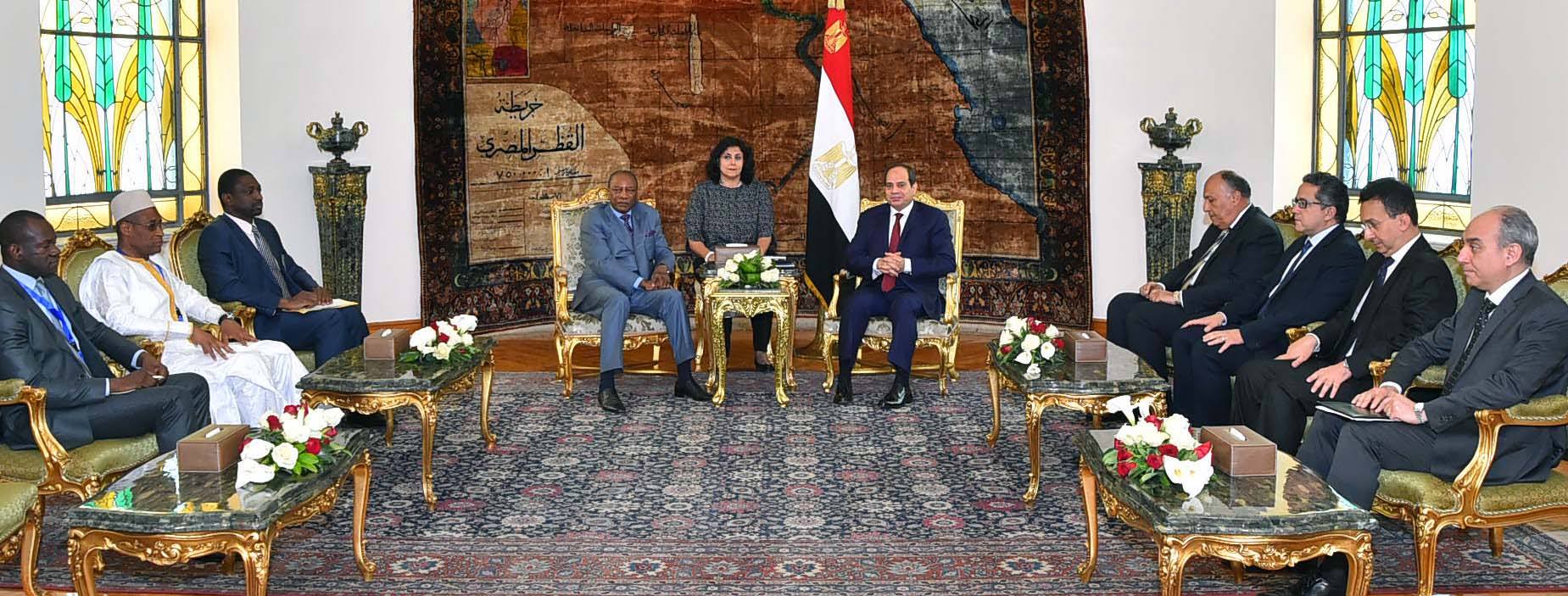 الرئيس السيسى يتقبل نظيره الغينى (10)