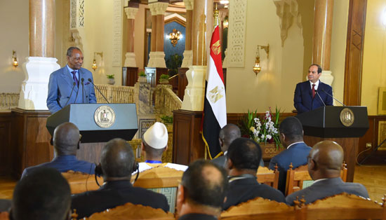 الرئيس عبد الفتاح السيسى والرئيس الغينى ألفا كوندى (9)