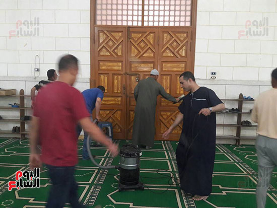 أوقاف الإسكندرية تطلق حملة نظافة بالمساجد