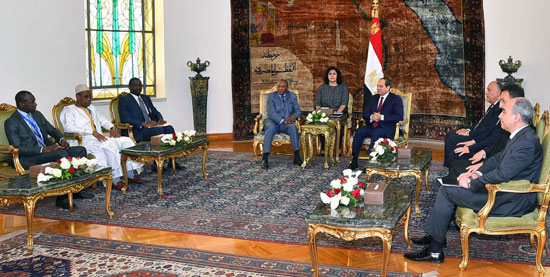 الرئيس عبد الفتاح السيسى والرئيس الغينى ألفا كوندى (7)