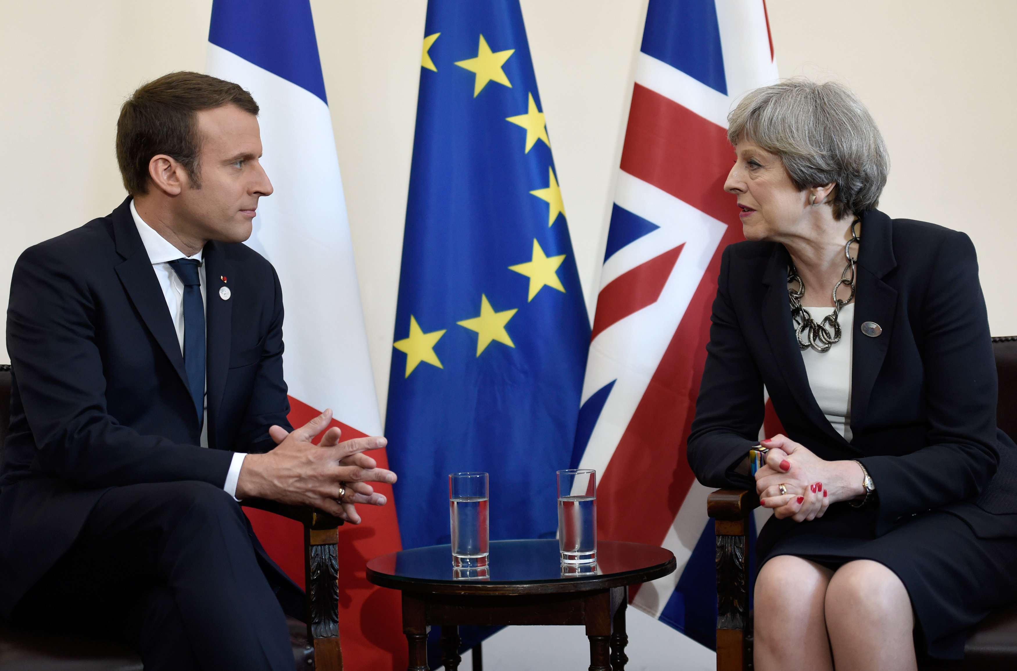 Французская конвенция. Франция и Великобритания. Британия и Франция. Взаимоотношения Великобритании и Франции.