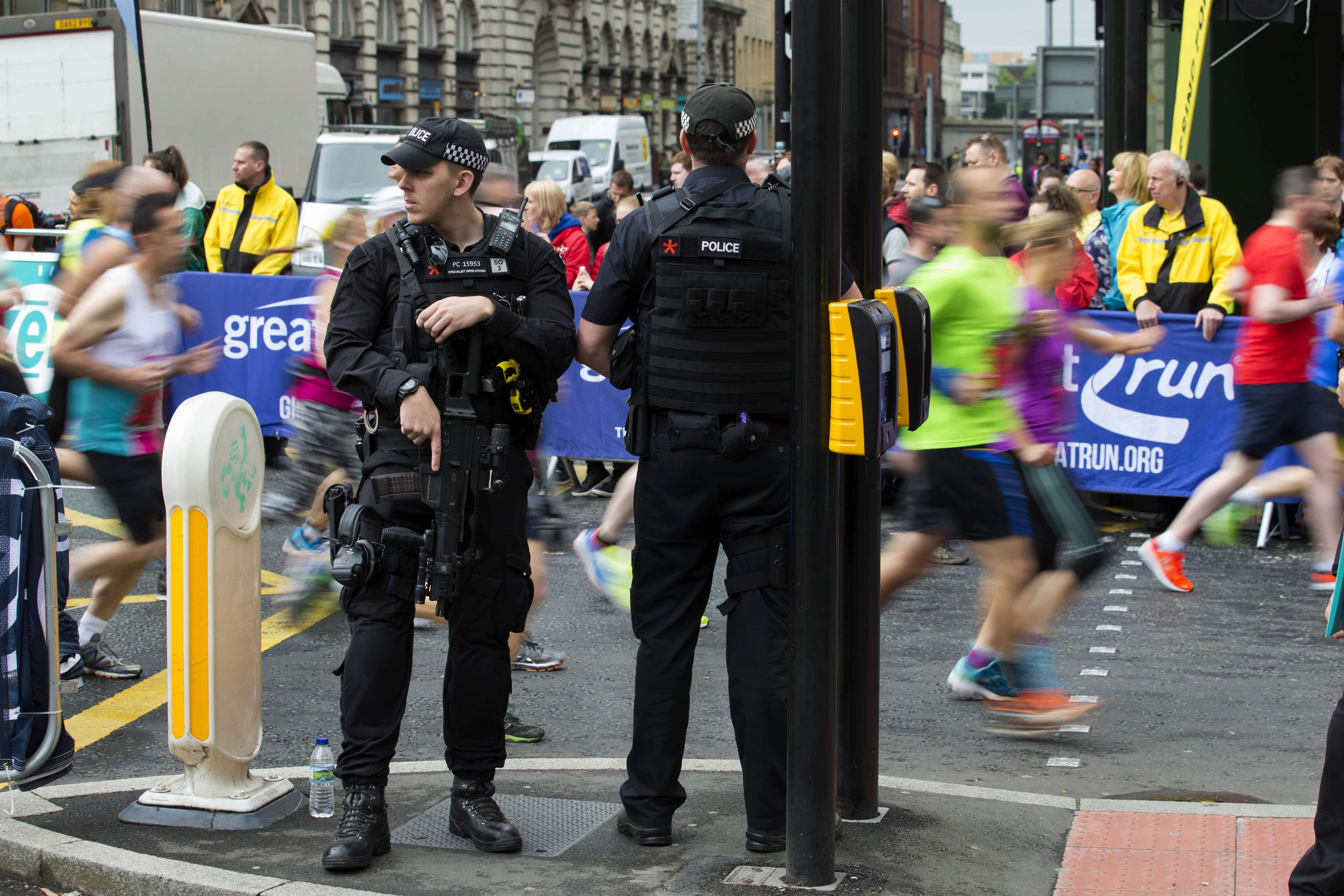تكثيفات أمنية للشرطة البريطانية حول سباق مانشستر العظيم