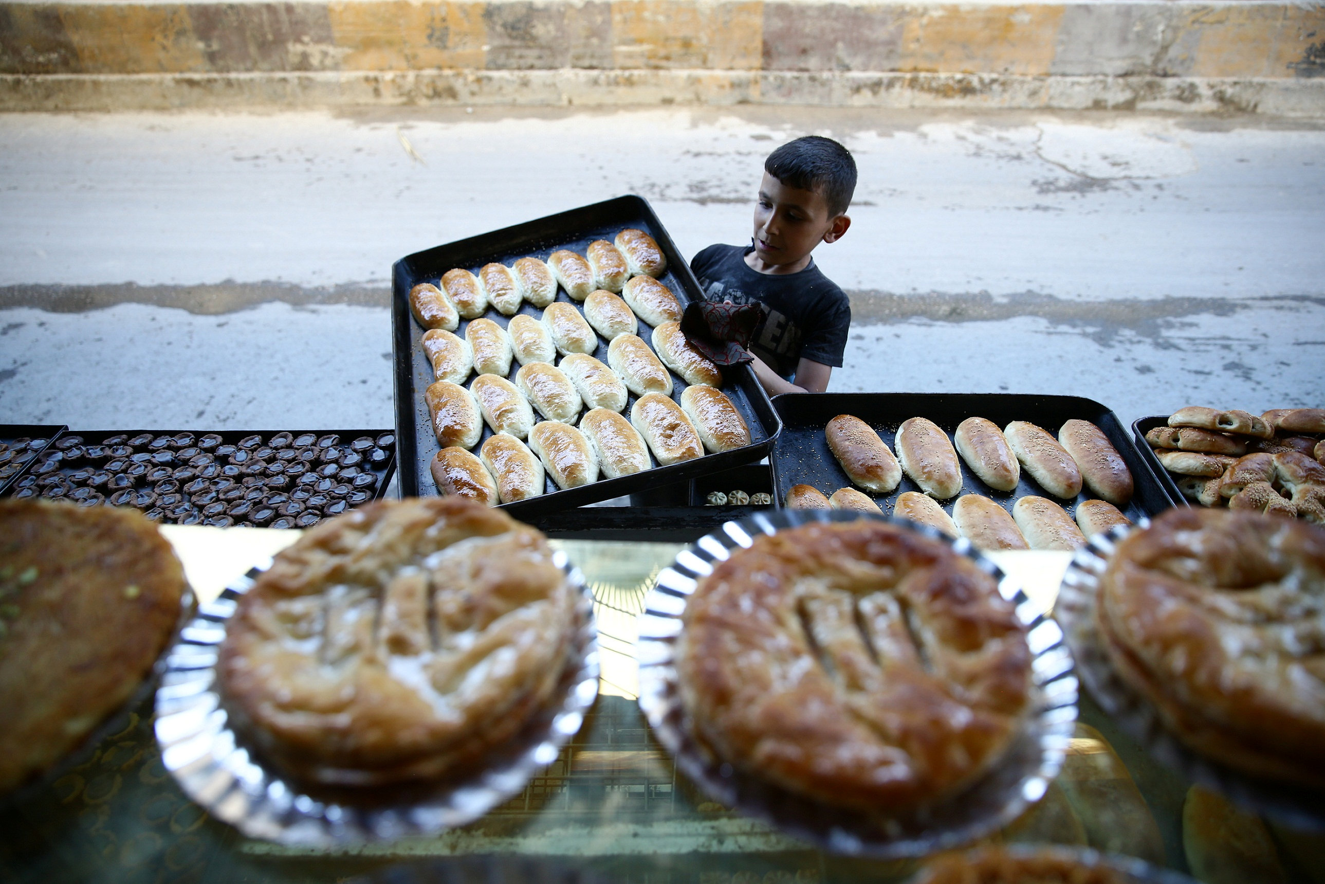صناعة الحلويات الرمضانية فى سوريا
