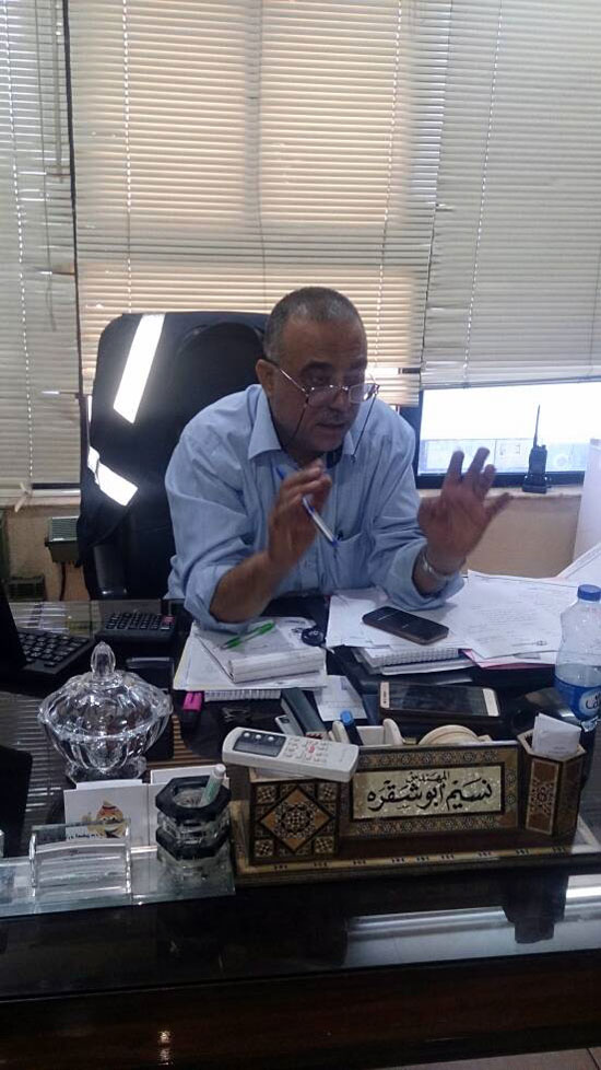 نسيم أبو شقرة مدير عمليات شركة الجسر العربى للملاحة (5)