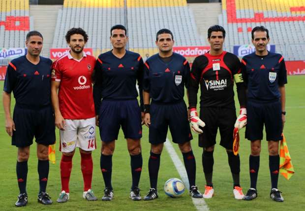 فاروق ظهر كثير  فى مباريات الاهلى