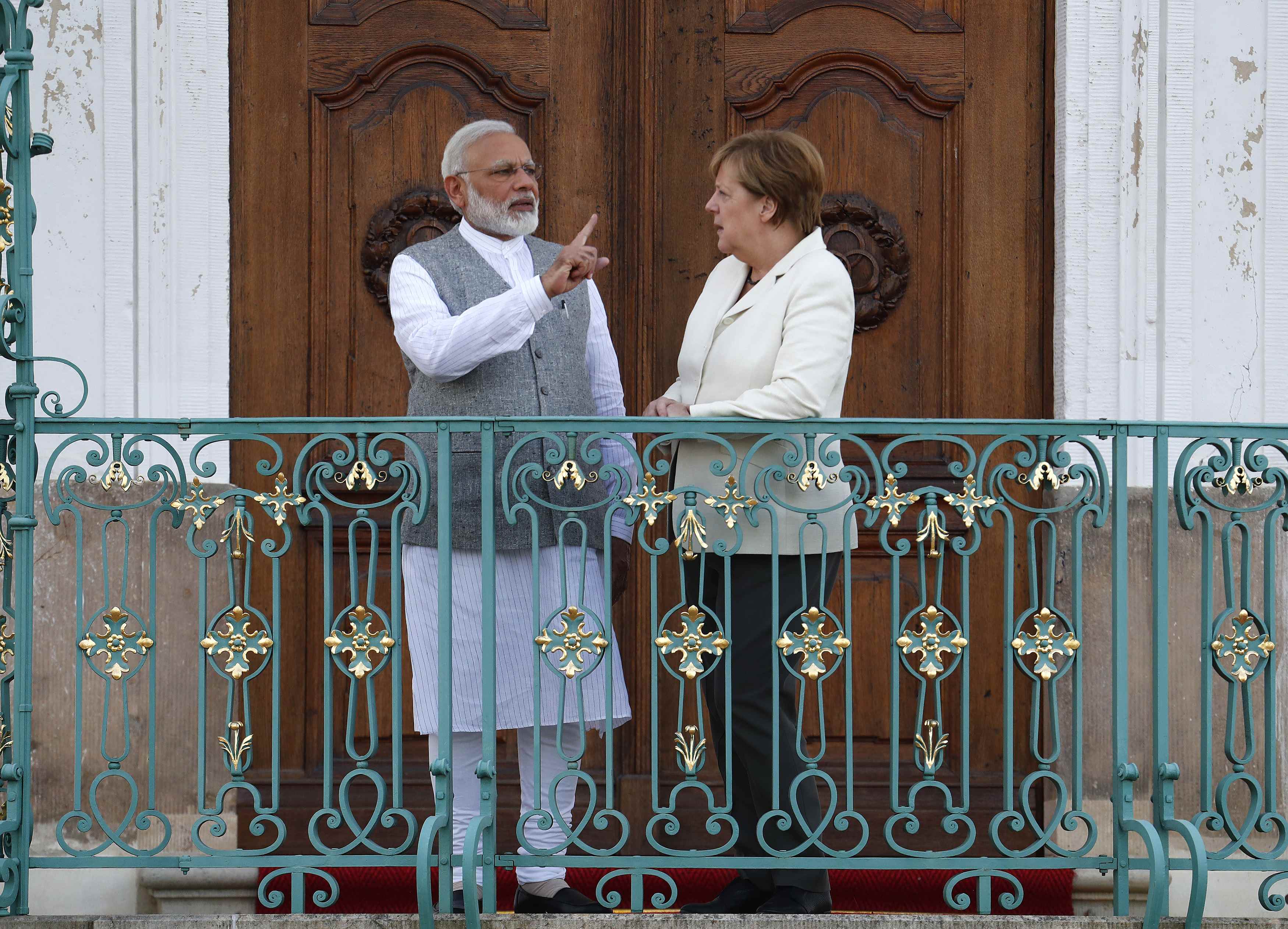 المستشارة الألمانية مع رئيس وزراء الهند