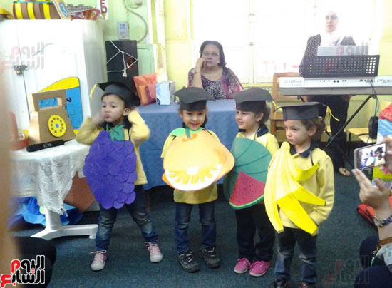 مدرسة بورسعيد القومية للغات بالزمالك تحتفل تخرج أطفال بيبى كلاس (6)