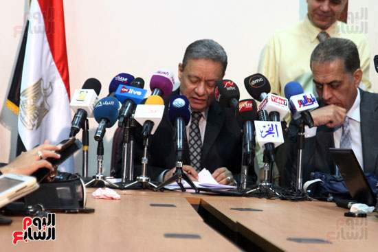 الاجتماع الذى تعقده الهيئة الوطنية للصحافة برئاسة كرم جبر (10)