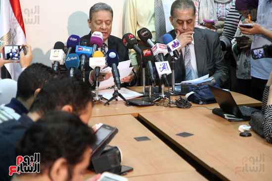 الاجتماع الذى تعقده الهيئة الوطنية للصحافة برئاسة كرم جبر (11)