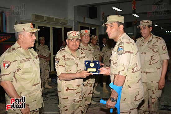  وزير الدفاع فى حفل افطار أبطال القوات المسلحة