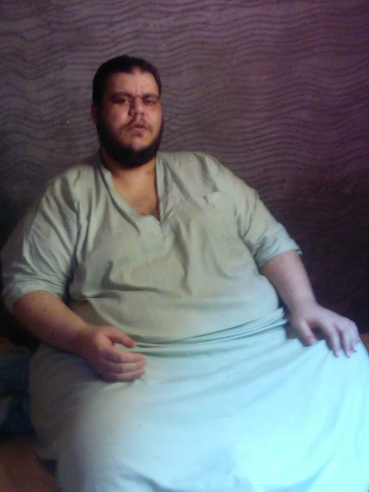 أحمد يعانى من ثقل الوزن