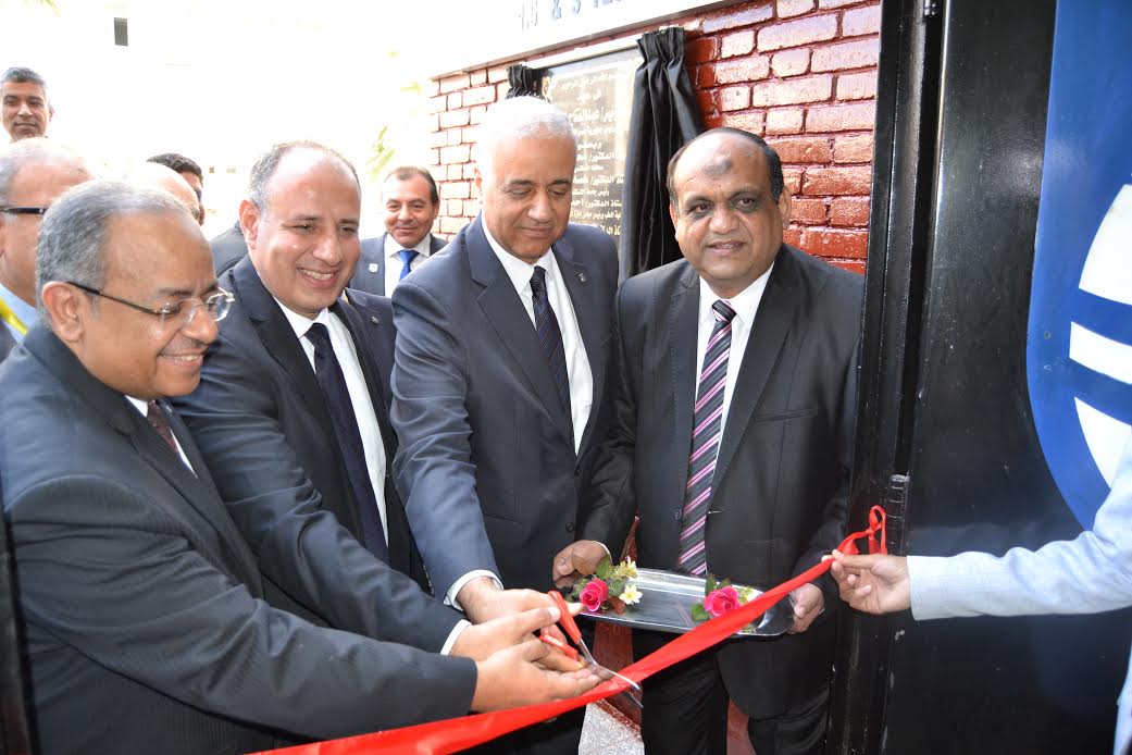 افتتاح وحدة الرنين المغناطيسى