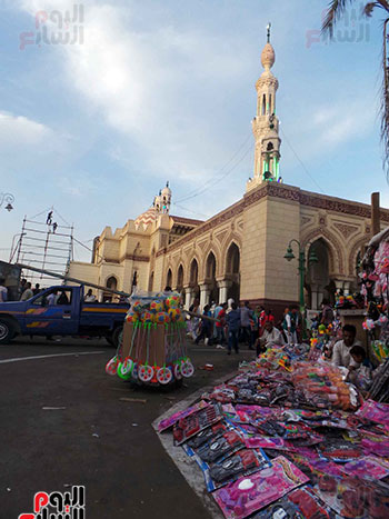 انتشار الألعاب بساحة مسجد عبد الرحيم القنائى 