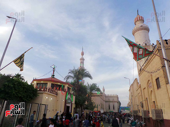 الشوارع المحيطة بالمسجد القنائى 