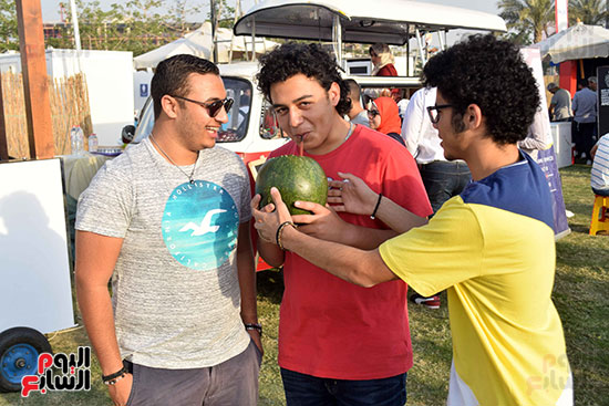 داليا البحيرى والشيف يسرى يشاركا فى مهرجان الأكل (3)