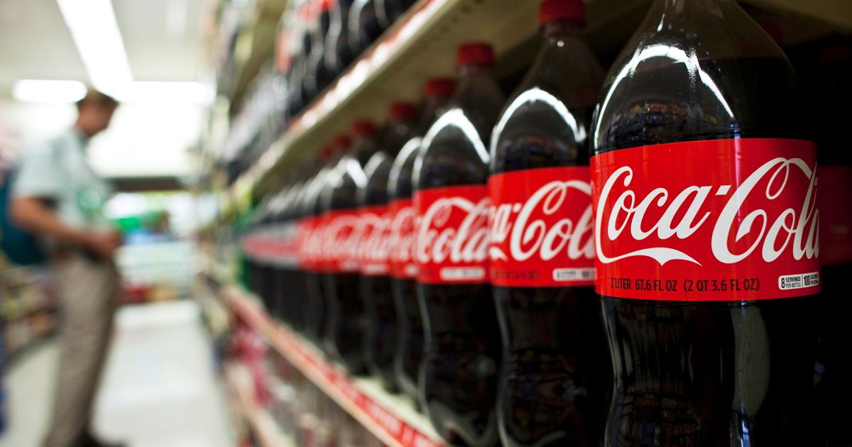 منتجات كوكا كولا فى المتاجر الاسرائيلية