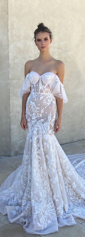فستان زفاف بستايل أوف شولدر