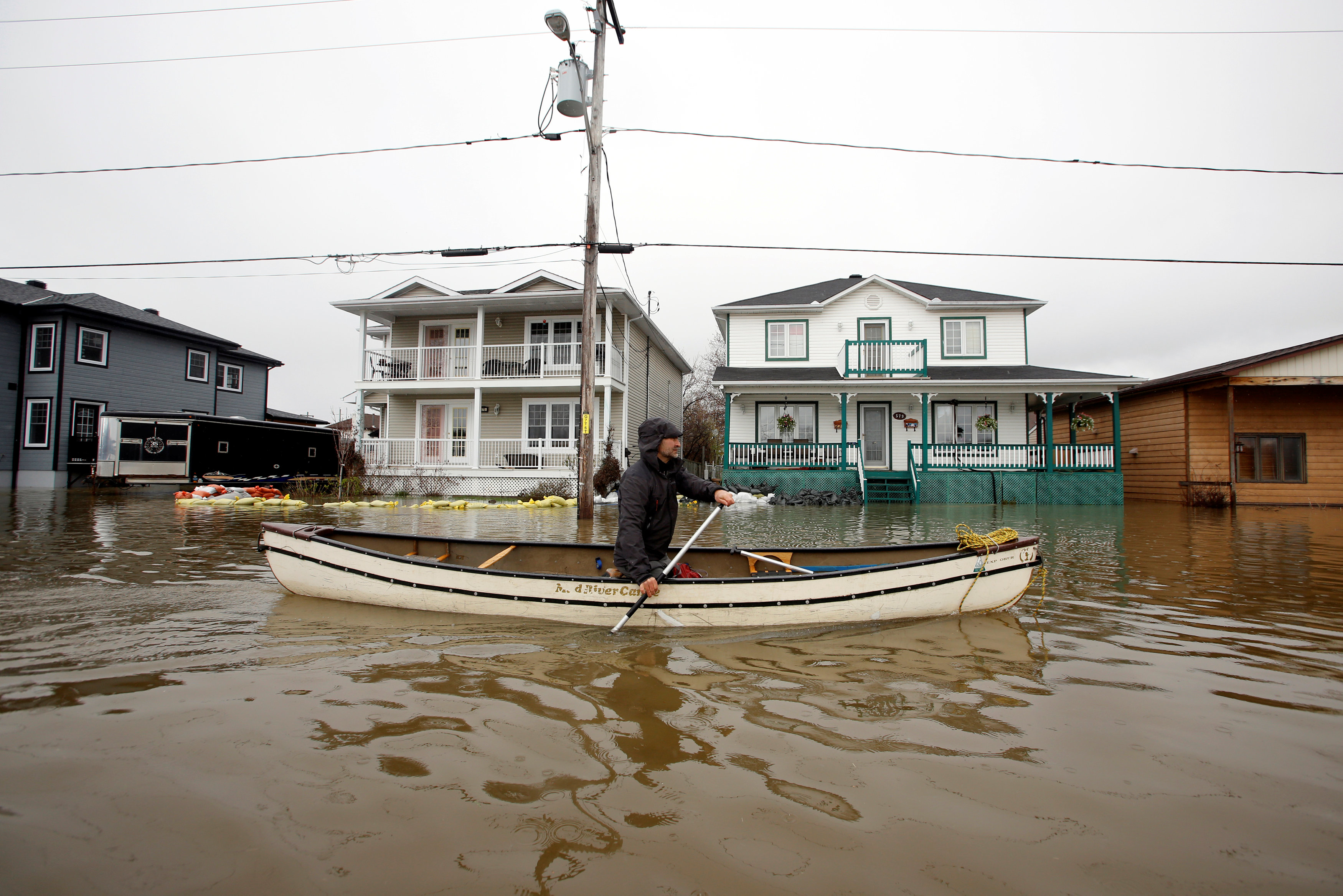 فيضانات تجتاح كيبيك