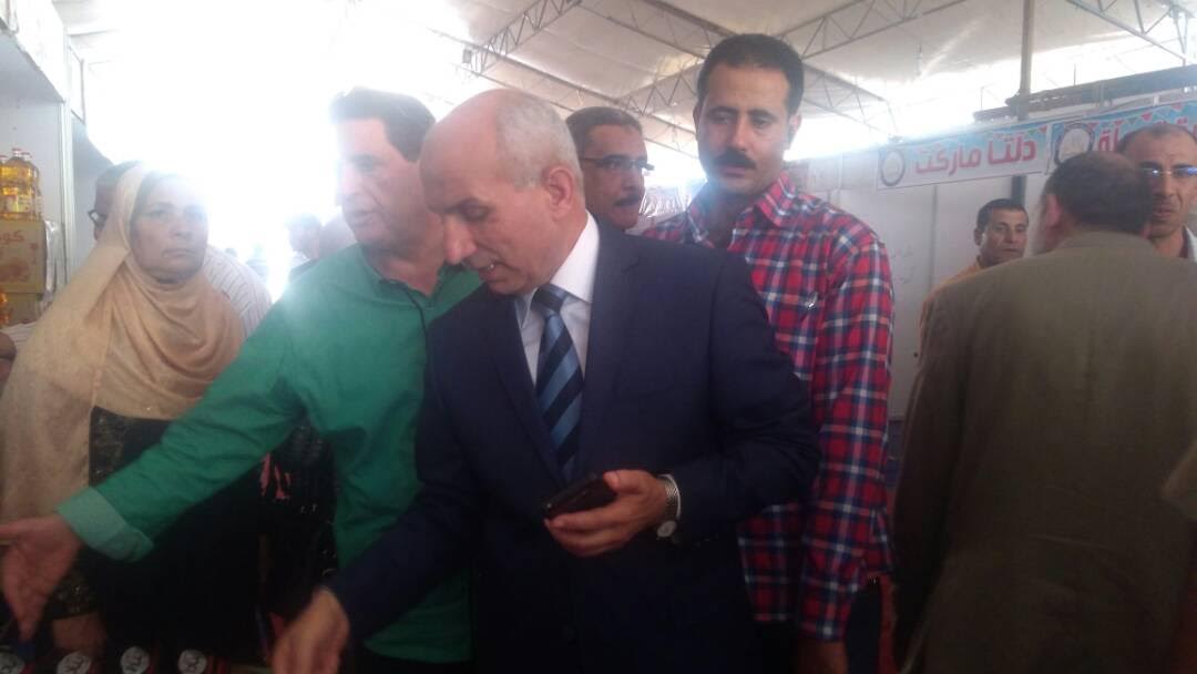 مساعد وزير الداخلية يشيد بمعرض أهلا رمضان بكفر الشيخ