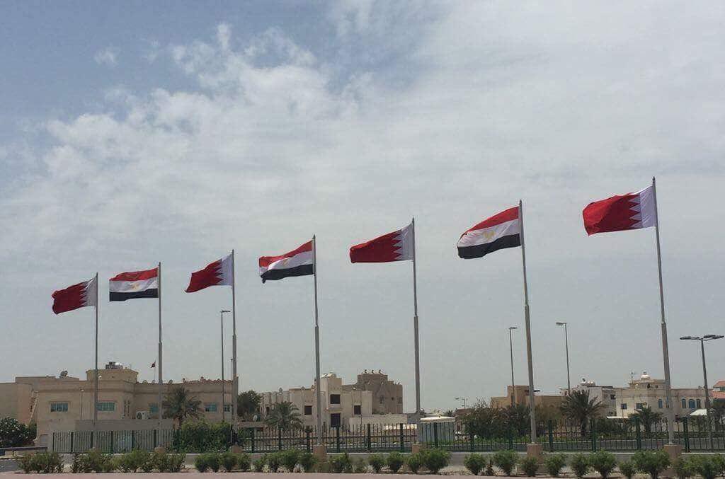 البحرين تتزين لاستقبال الرئيس السيسى