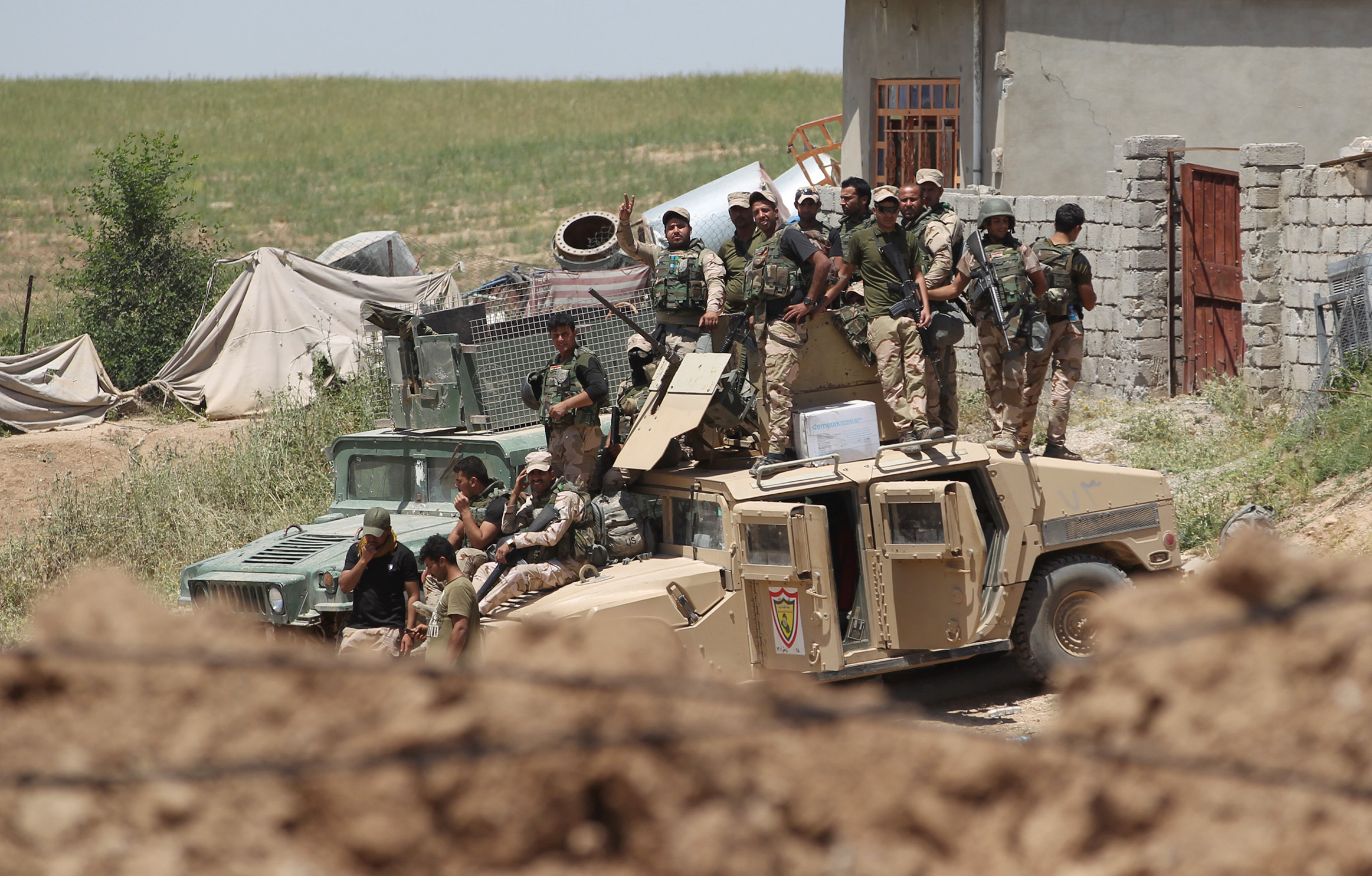 القوات العراقية تحقق انتصارات على داعش فى الموصل