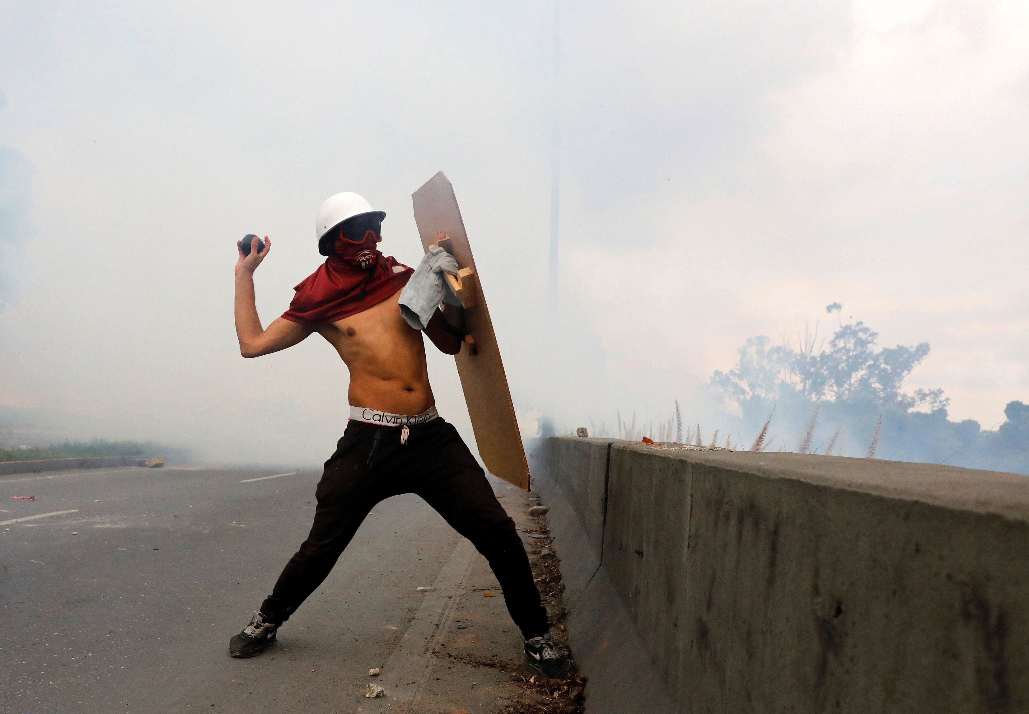 اشتباكات بين المعرضة الفنزويلية والشرطة