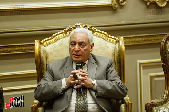 الصالون البرلمانى (5)