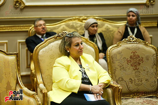 الصالون البرلمانى (4)