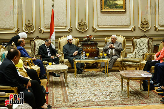 الصالون البرلمانى (10)