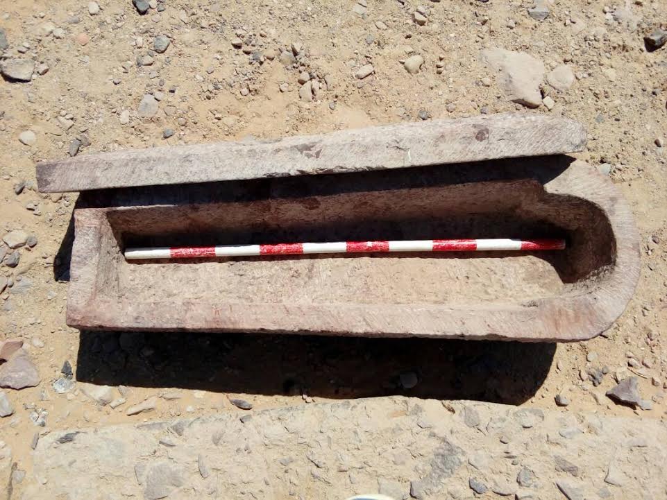 اكتشاف 10 مقابر فى أسوان (4)