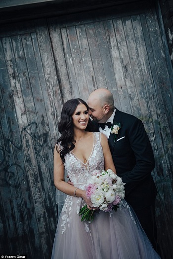 جريس و زوجها يلتقطوا صور بجلسة تصوير