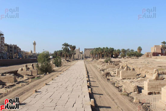 1-   طريق الكباش الفرعونى تفصله خطوات قليلة على استكماله قريباً