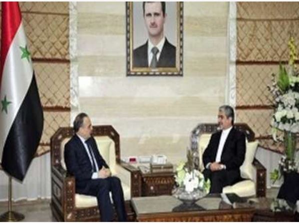 السفير الإيرانى فى دمشق جواد تركى أبادى مع عماد خميس رئيس الوزراء السورى