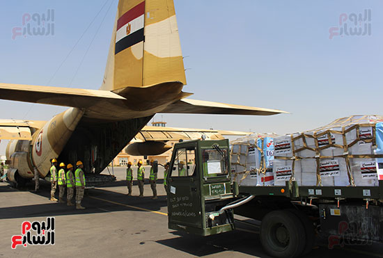 مصر ترسل دفعات من المساعدات الإنسانية إلى جنوب السودان (2)