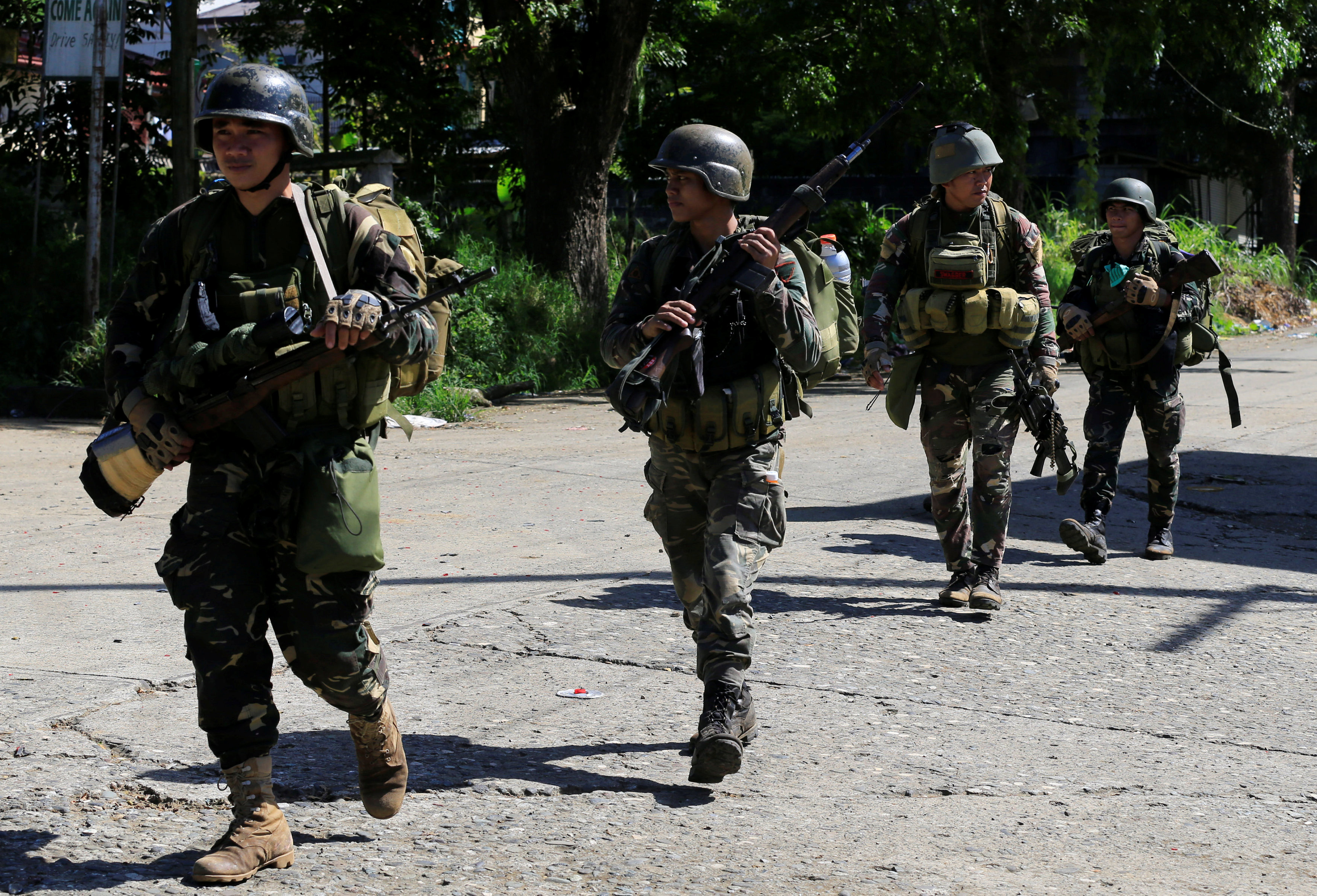 القوات الفلبينية بمدينة المراوى