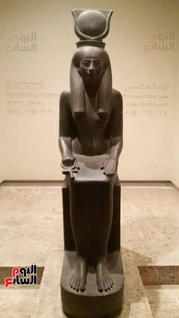 تماثيل القدماء المصريين بالمتحف