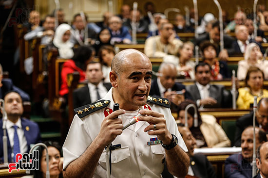 الجلسة العامة للبرلمان (14)