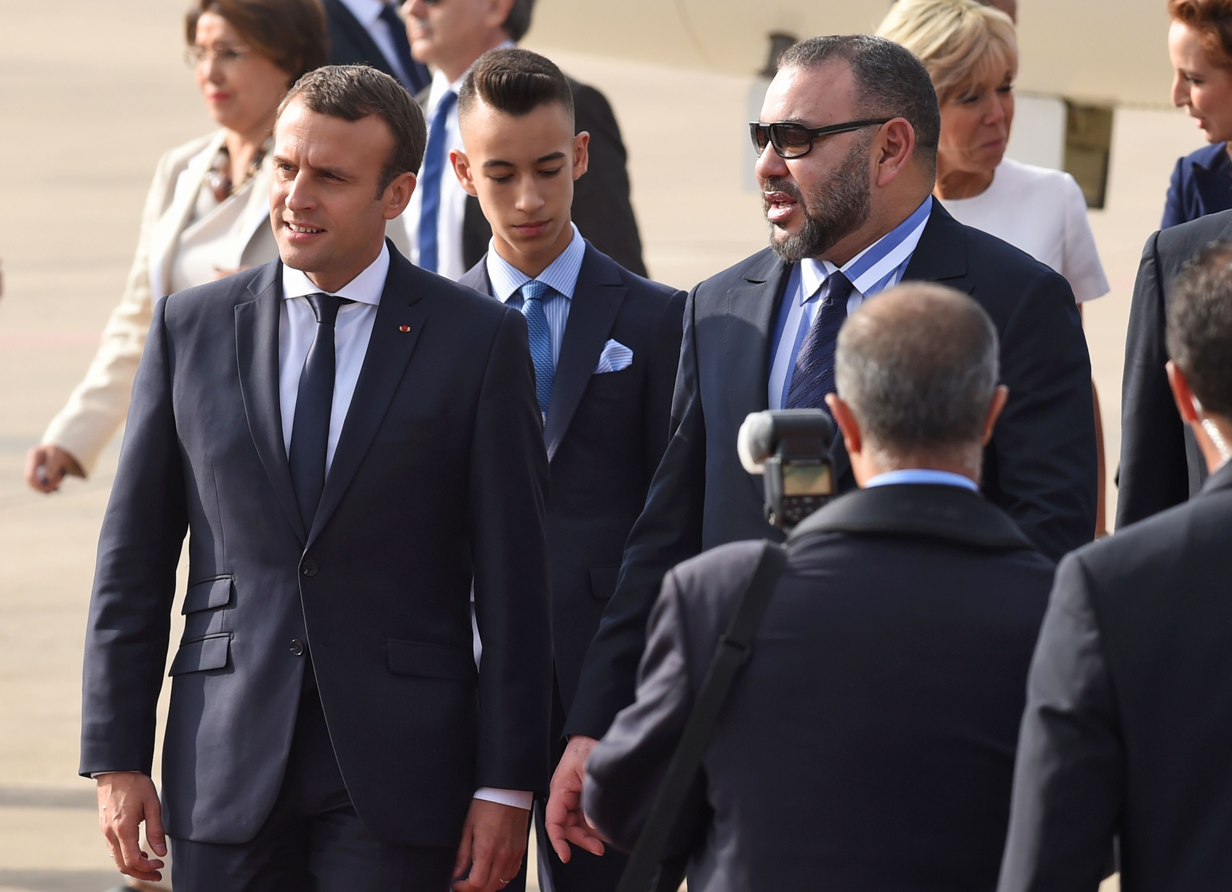 ملك المغرب يستقبل الرئيس الفرنسي