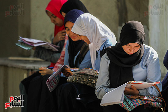 امتحان الثانوية العامة جغرافيا واحياء (18)